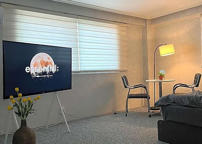 Modern Clean House In Gangnam 302 ホテル 3*