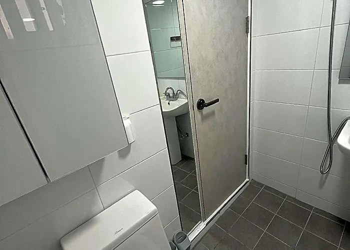 Modern Clean House In Gangnam 302
