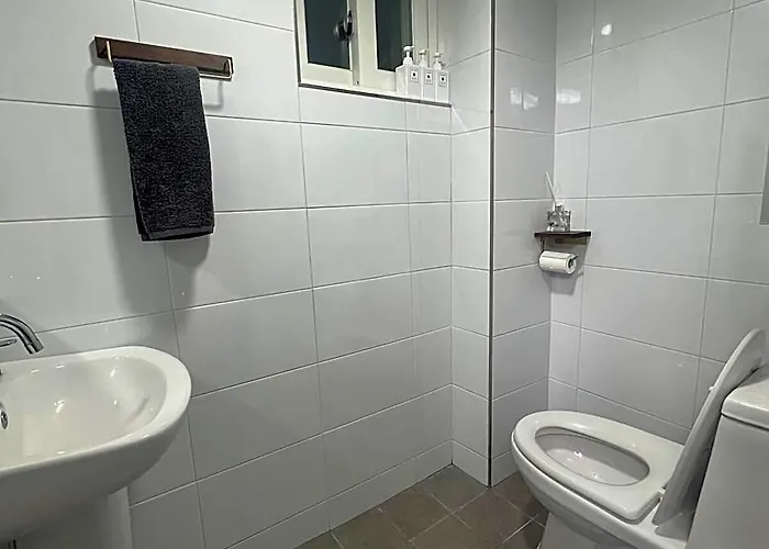 Modern Clean House In Gangnam 302 ホテル 3*