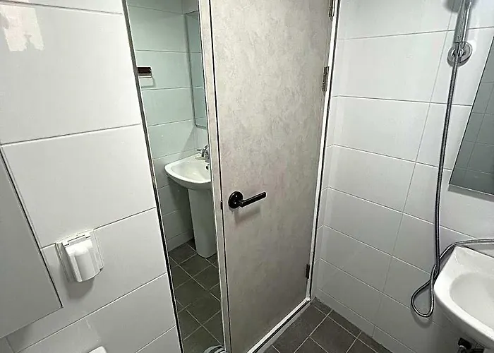 Modern Clean House In Gangnam 302 ソウル特別市